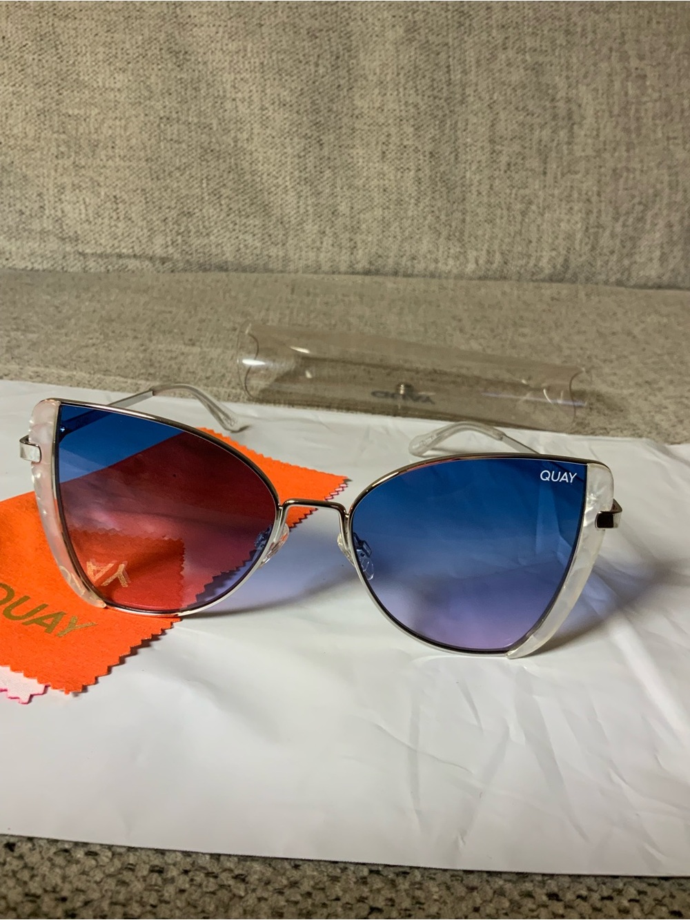 Quay Australia Clear Frame Sunglasses with Blue-to-Red Gradient Lenses